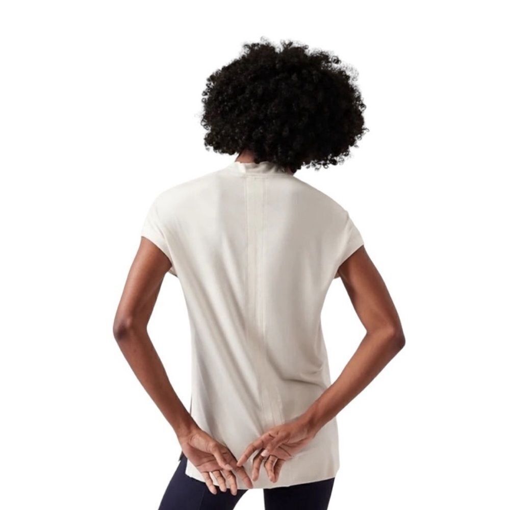 Athleta Weekender Tunic - Picture 2 of 12